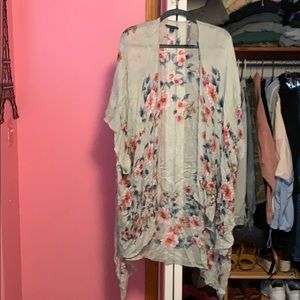 AE Floral Kimono O/S